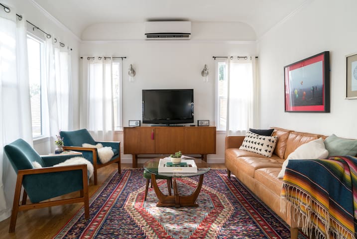 Sunny Spanish Bungalow with Porch!