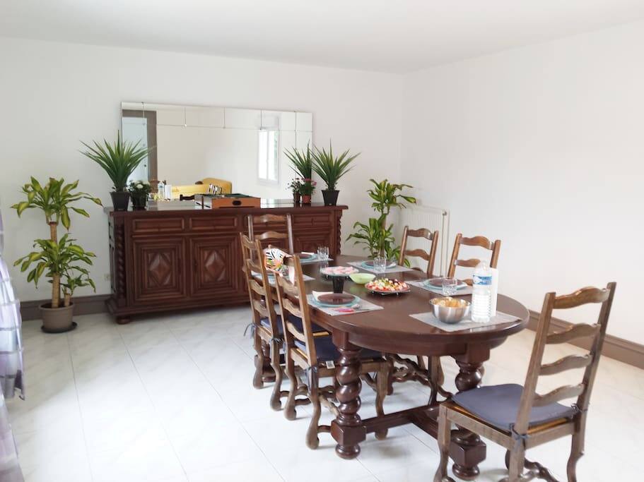 Grande salle à manger