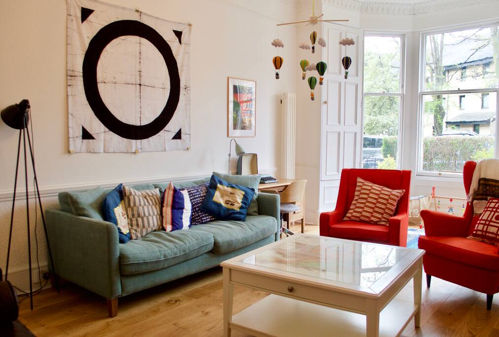 Beautiful ground floor apartment near Edinburgh's New Town and Botanic Gardens.