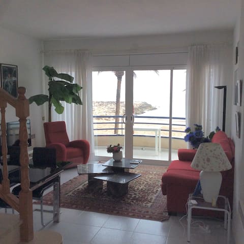 Charming duplex next to Barcelona (Cubelles)