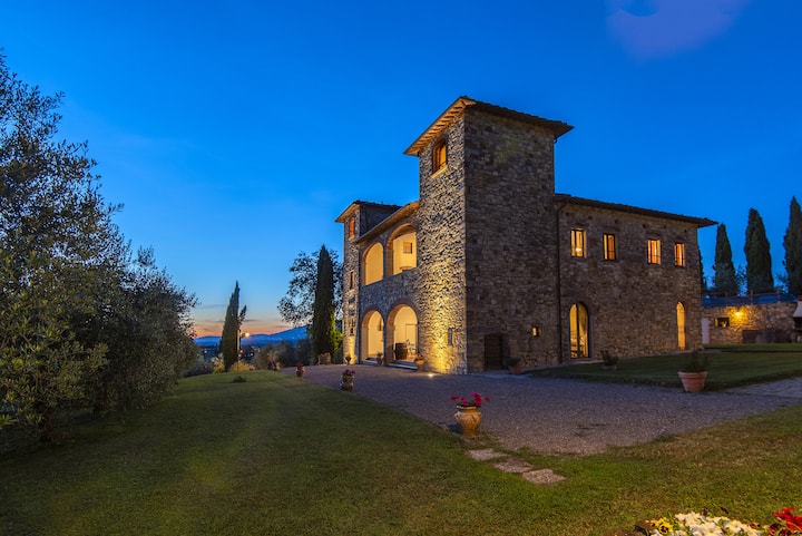 Villa Petrea - Holidays and Weddings