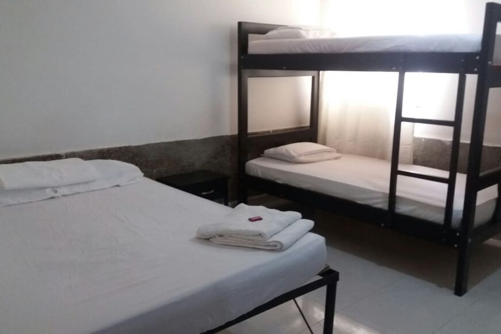 DORMITORIO COMPARTIDO