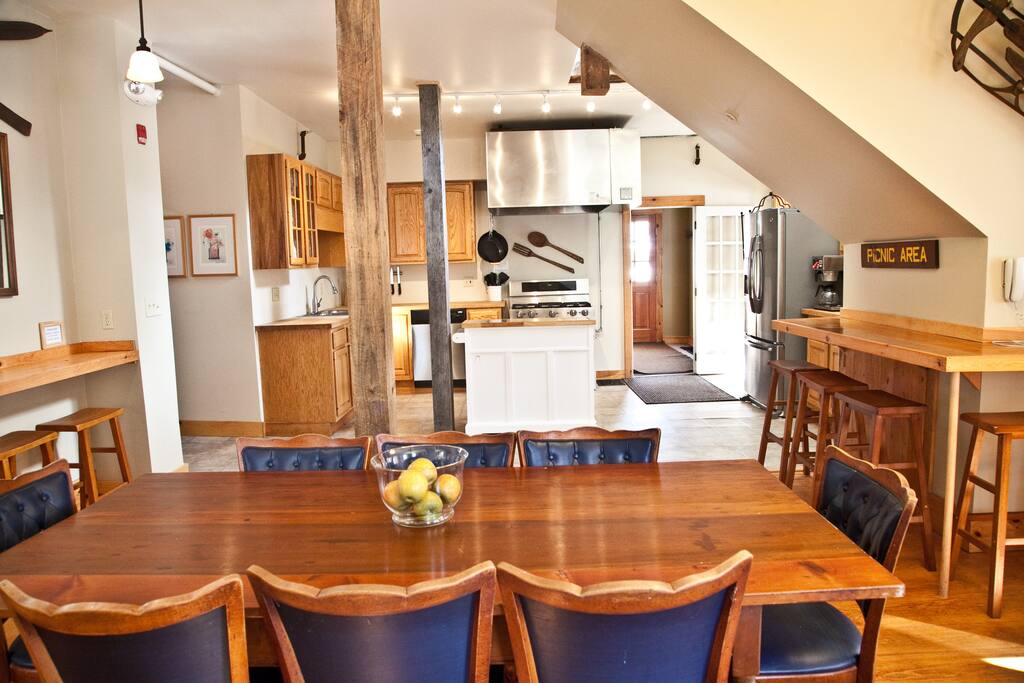 1st floor DR and Kitchen additional seating at breakfast bars (New large island with seating for 5 and granite counters not photographed).