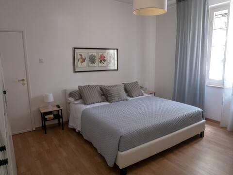 Villa Edra, surrounded by greenery but close to downtown