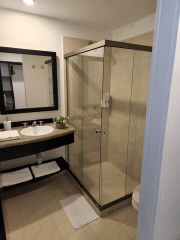 TRAVELERS APTOS & SUITES managed Airbnb listing 2