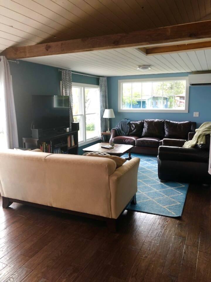 Top 10 Airbnb Vacation Rentals Near Cayuga Lake, New York Updated