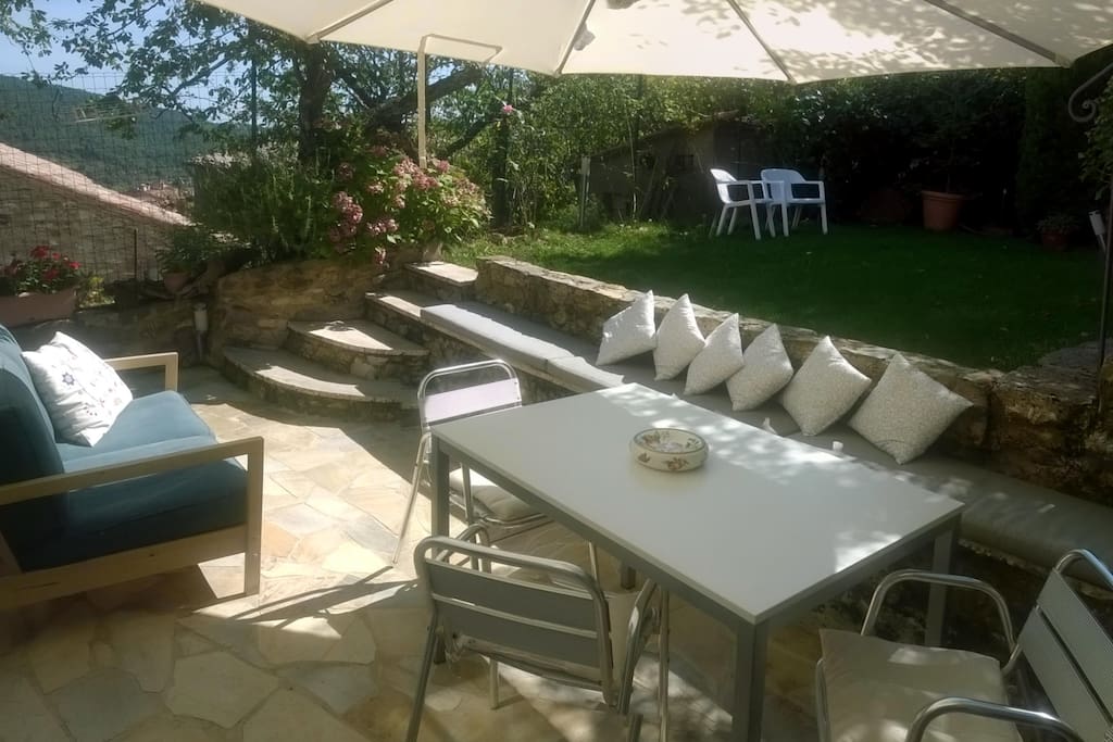 Veranda e giardino