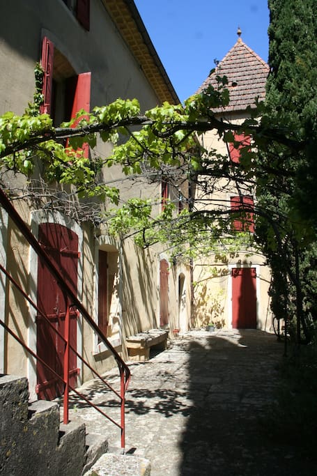 Vue de la bastide