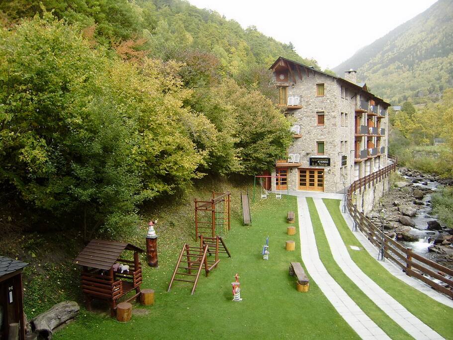 Apartaments La Neu Tardor