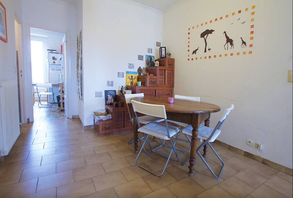 Salle à manger / Dining room