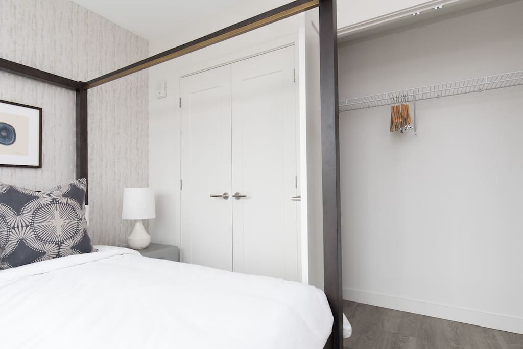 Urbane 1BR Business Suite