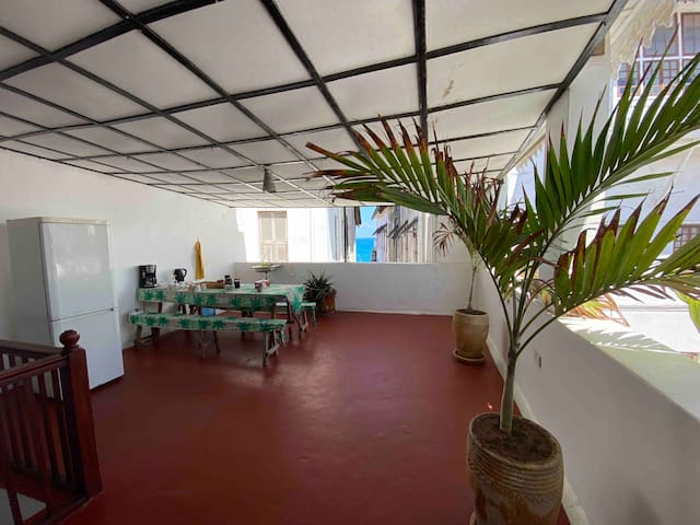 listing_image