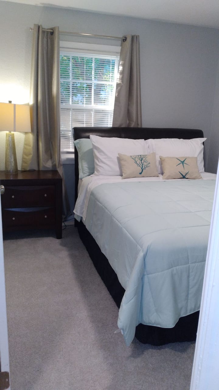 Camera da letto matrimoniale.