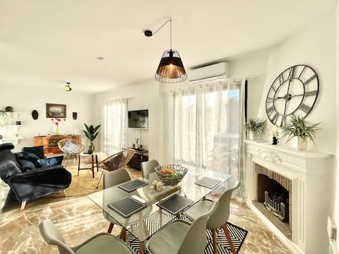 Anuncio de Airbnb popular: Riviera by the beach 2 bedroom Apartment en Mijas