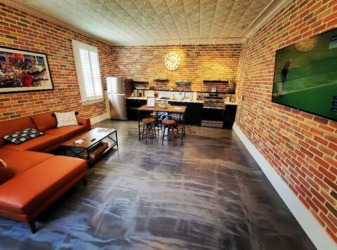 The Carriage House