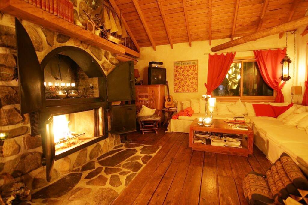 Master piece - Chill Lounge Room