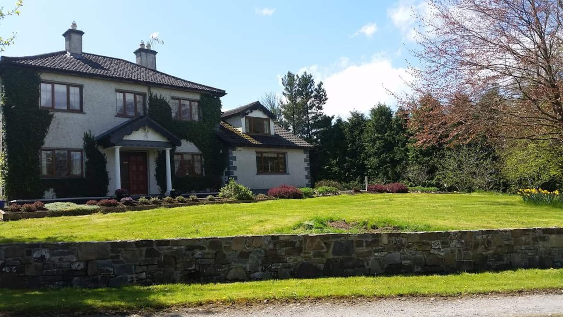 Ivy House