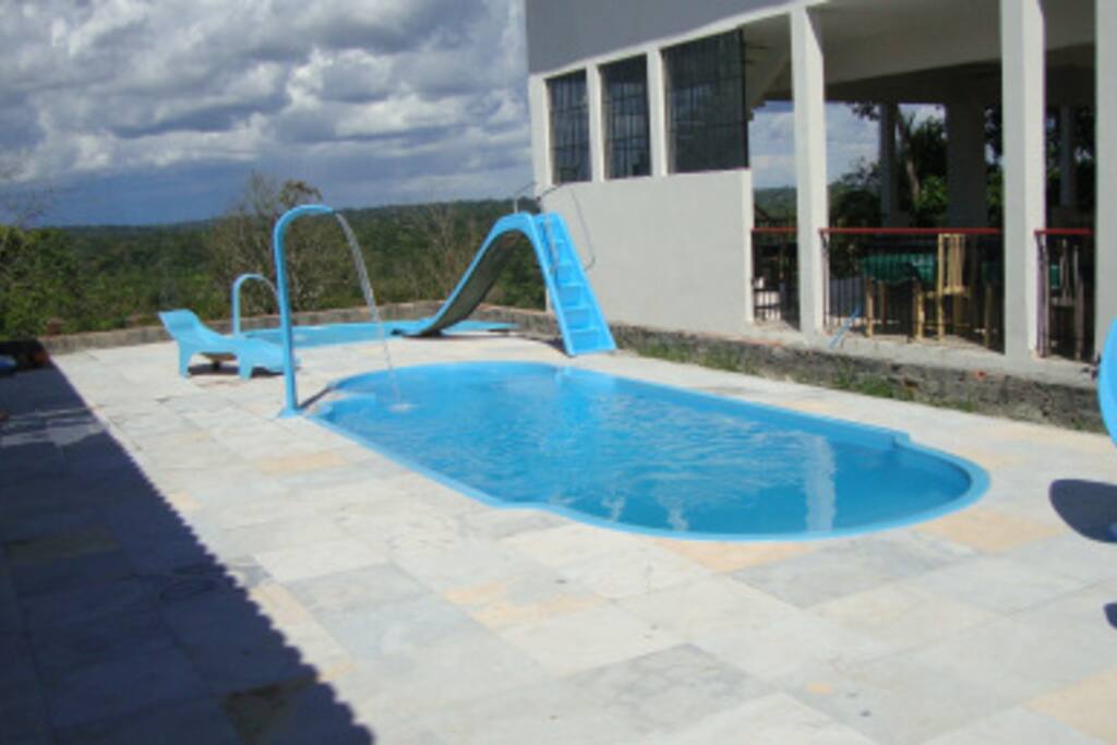 Piscina Adulto e Infantil