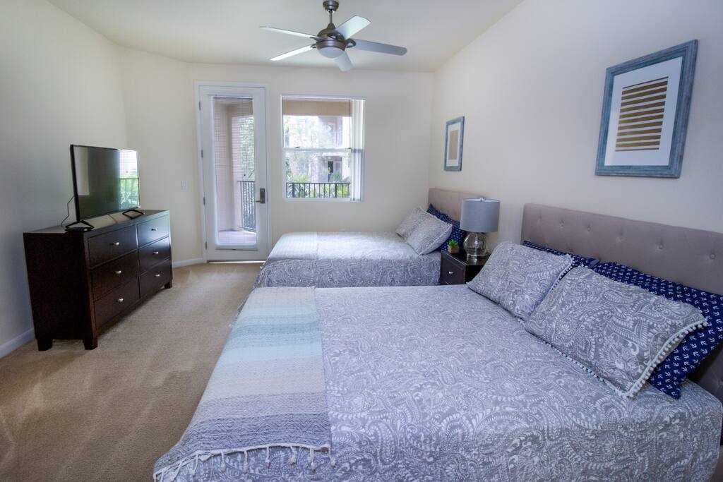 Spacious area with 2 queen sized beds. 4 beds total. Plenty of room.