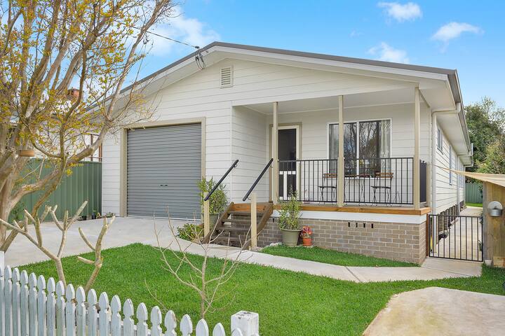 Nowra Holiday Rentals & Homes - New South Wales, Australia | Airbnb