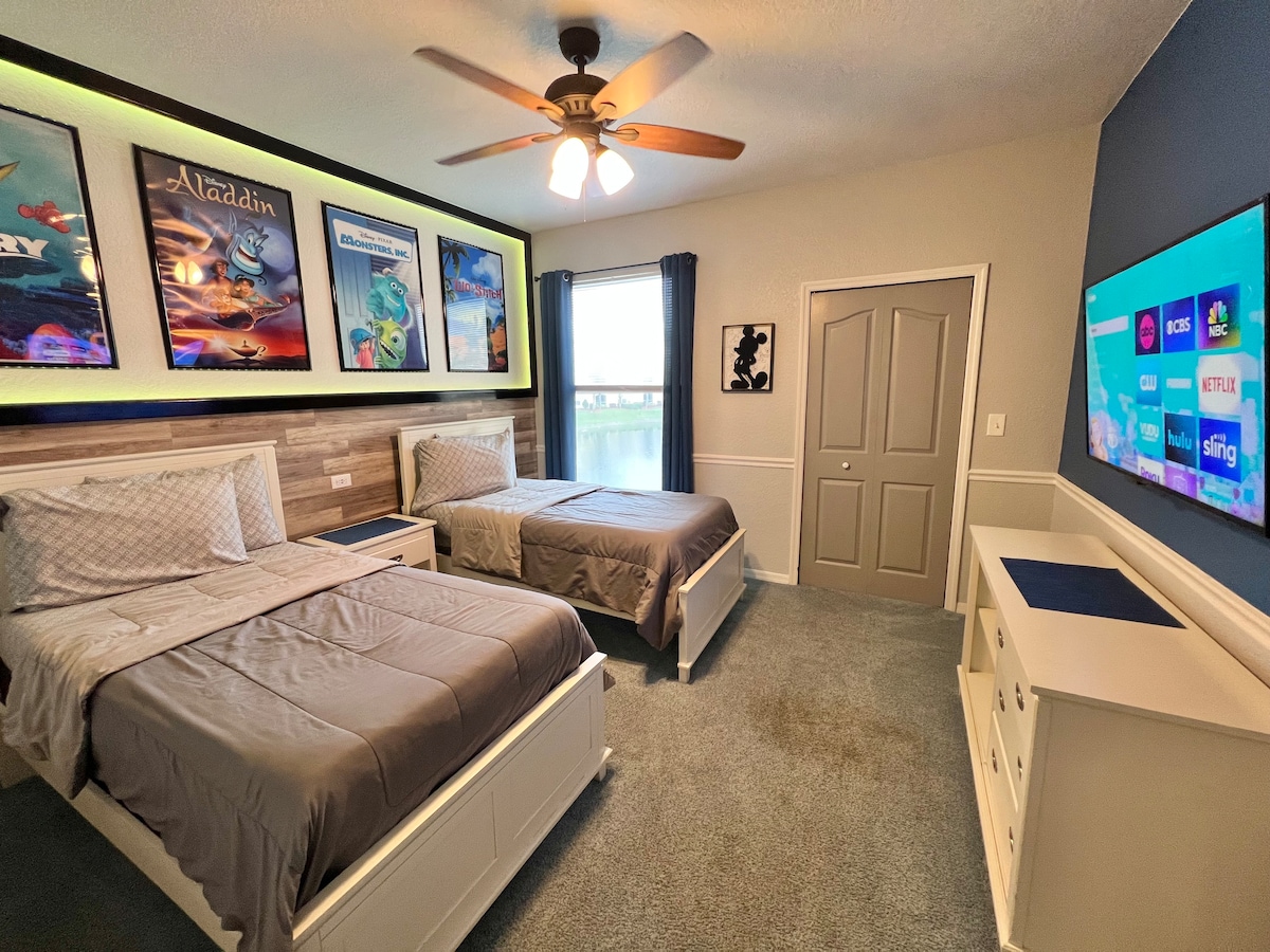 غرفة نوم ثانية بسريرين مزدوجين !