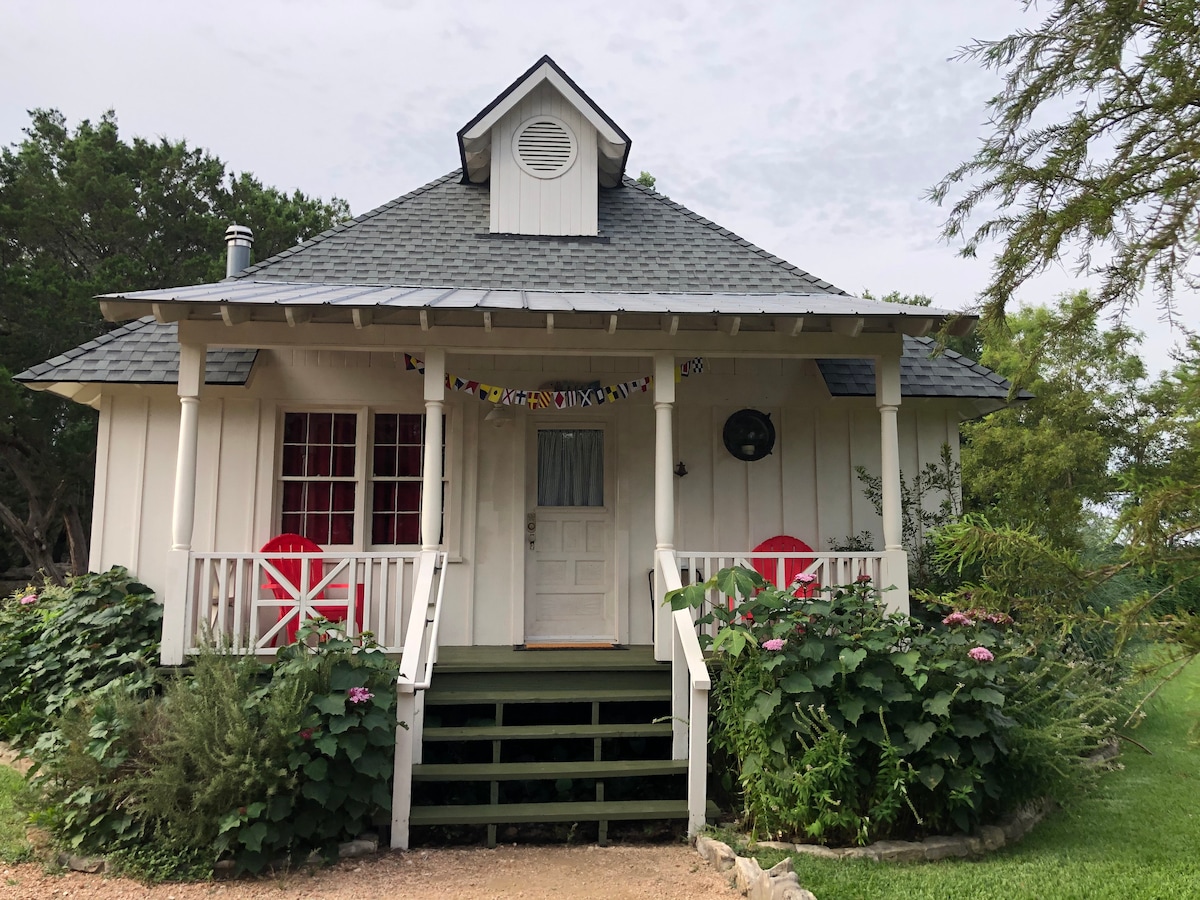 Downtown Wimberley: Hub of the Texas Hill Country - Cypress Creek Cottages