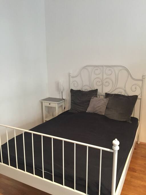 komfortables Doppelbett