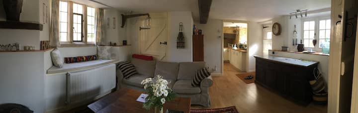 Lovely Listed Cottage In Old Centre With Garden. - Rutland