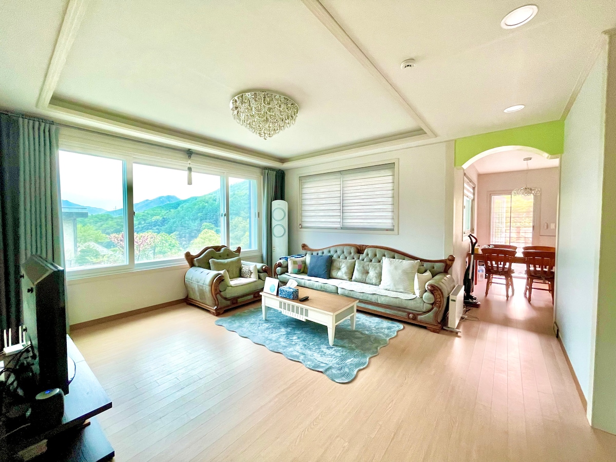 Sebule ya ghorofa ya 1