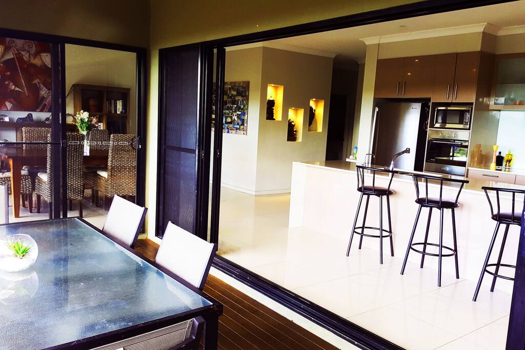 Outdoor Dining, Kitchen, Indoor Dining