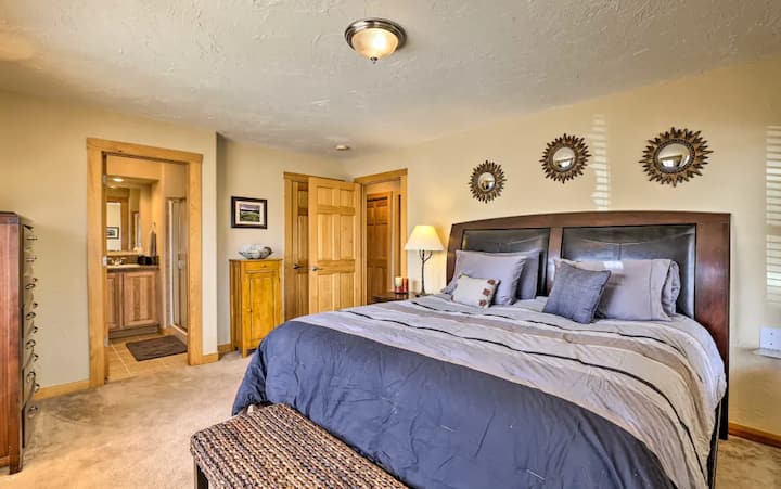 მე -2 სამაგისტრო ფლიგელი მთავარ დონეზე, რომელშიც არის სააბაზანო