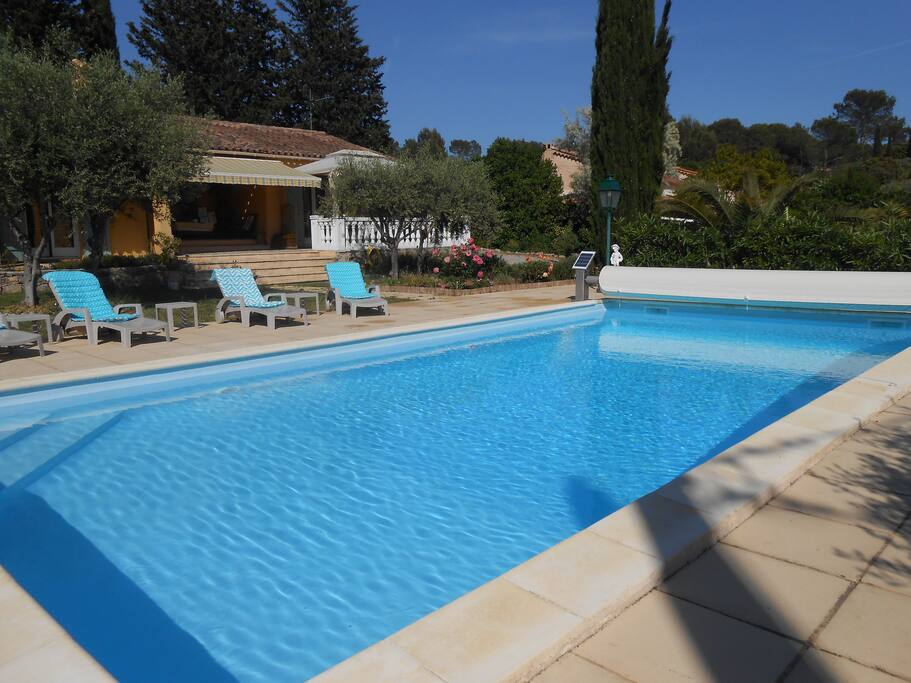 piscine sécurisée, aperçu de la piscine découverte