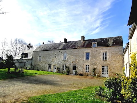 Large authentic house sleeps 17.