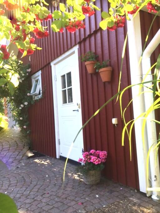 Entren till stugan