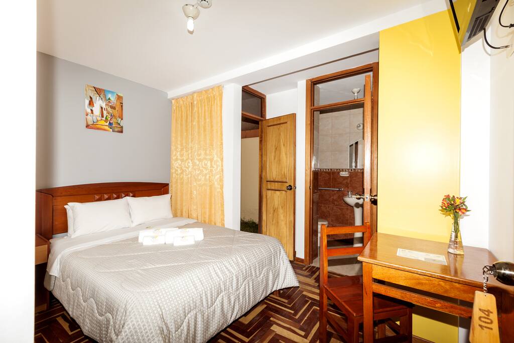 HABITACIÓN MATRIMONIAL