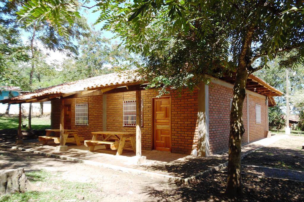 Overview of building with 4 group rooms