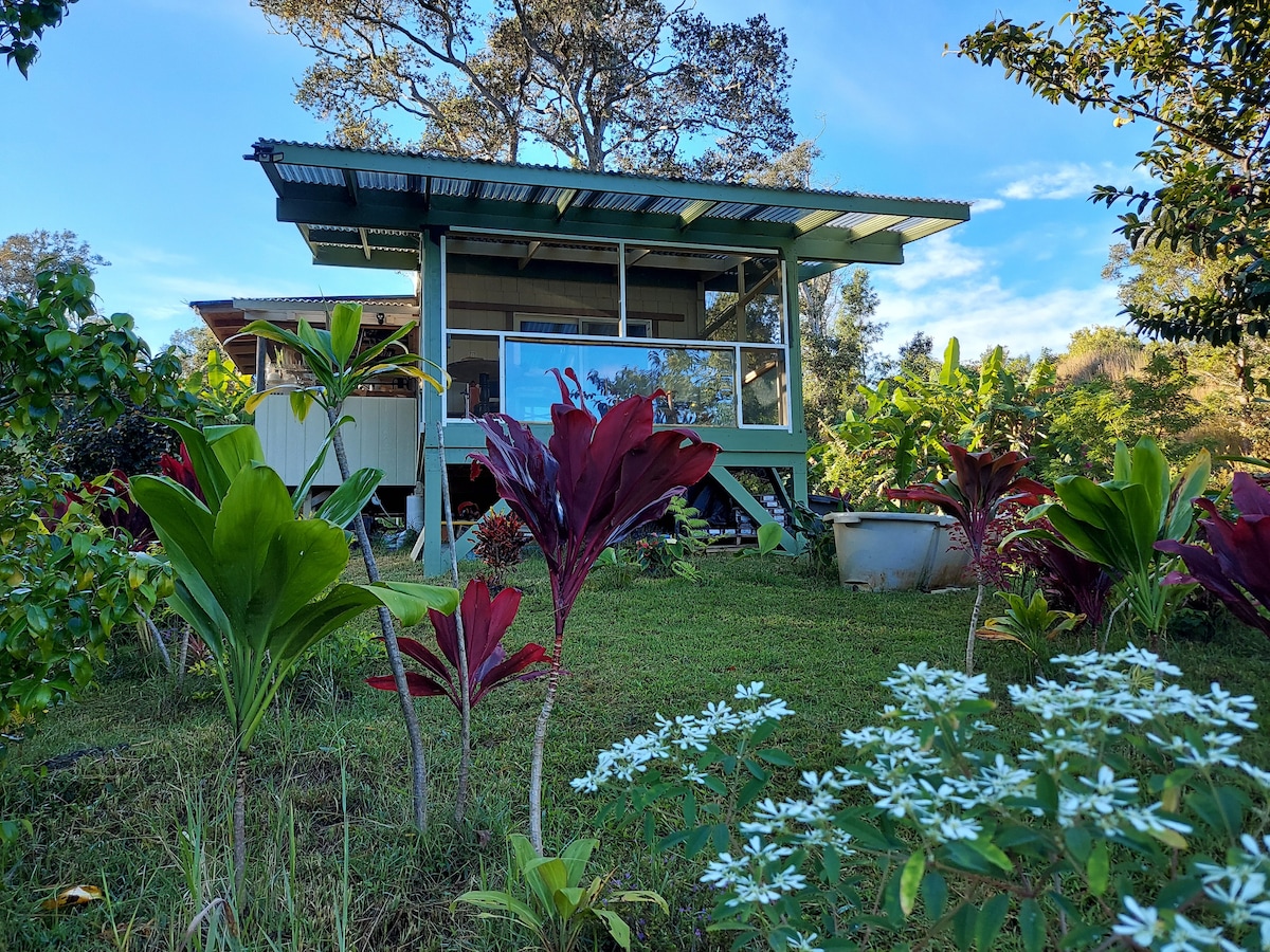 Private Whole Off Grid Tiny home farm retreat Farm stays for Rent in