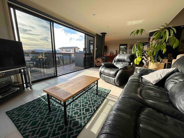 Sunset View gallery image 2