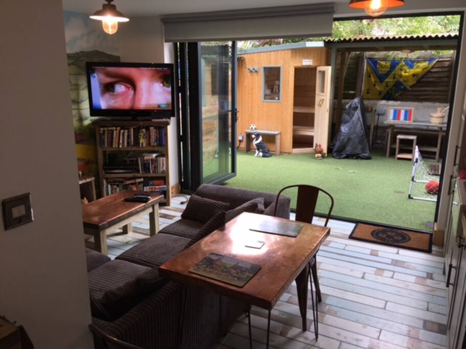 lounge onto terrace