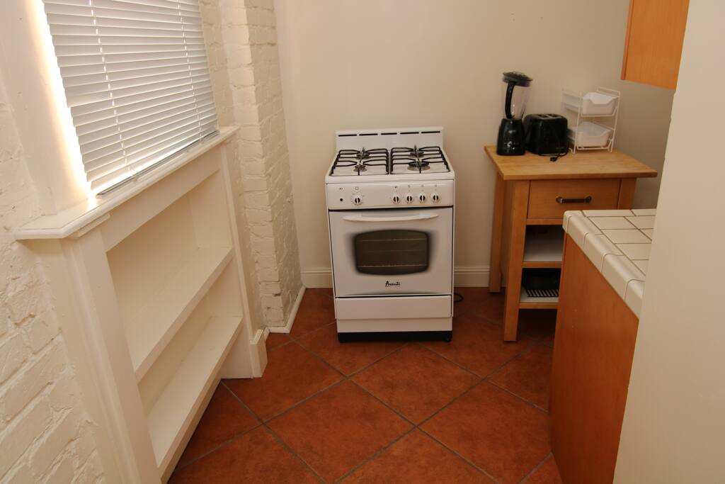 Kitchen - Gas Stove