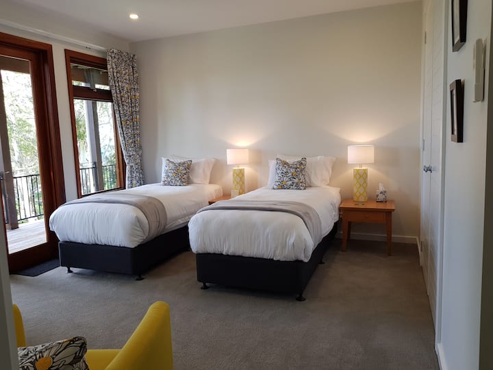 Enjoy the luxury of a King bed or twin singles