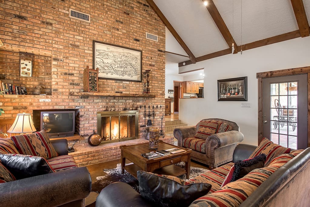 The great living room with the fireplace