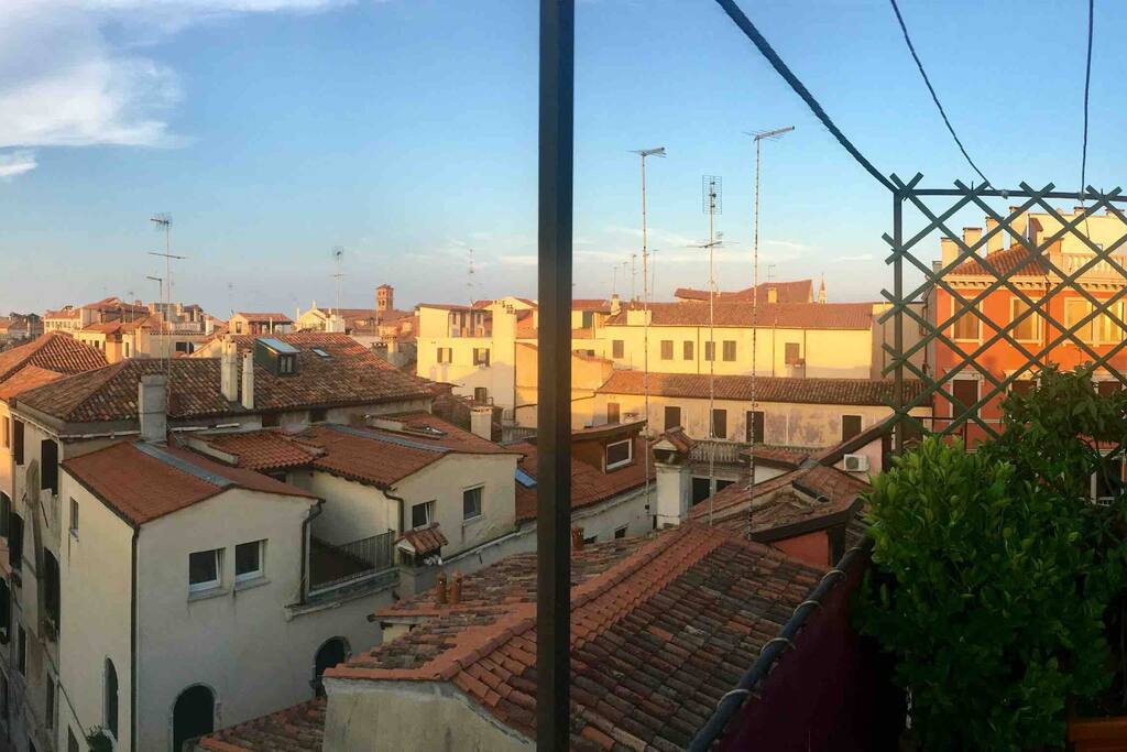 Altana: Venice terrace on the rooftop