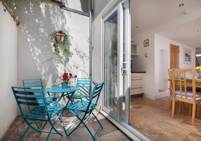 Coastguard Cottage Houses For Rent In Shaldon