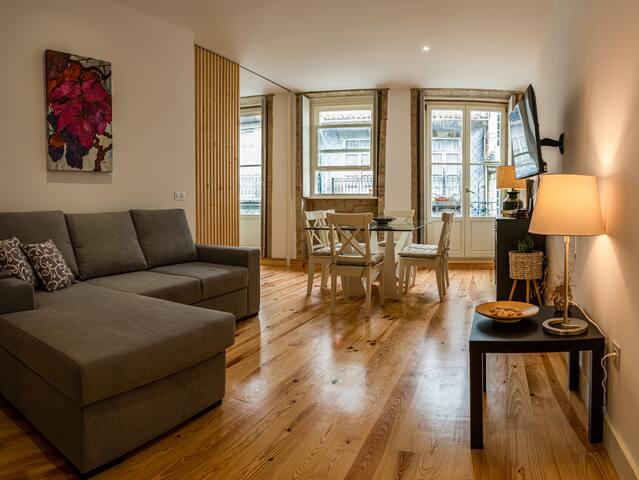 Type 2 Apartment :Rua das Flores – Porto Downtown