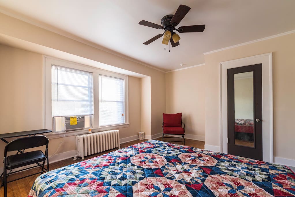 The room is quite warm during winter with the awesome radiant heating from the early 20th century.