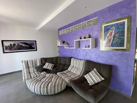 Proprietà Airbnb di successo: Spacious apartment in a strategic location a Ancona