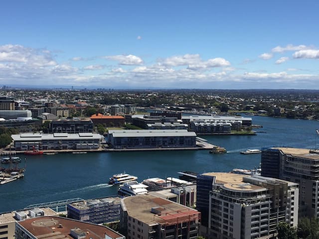 CBD harbour view two bedrooms condo