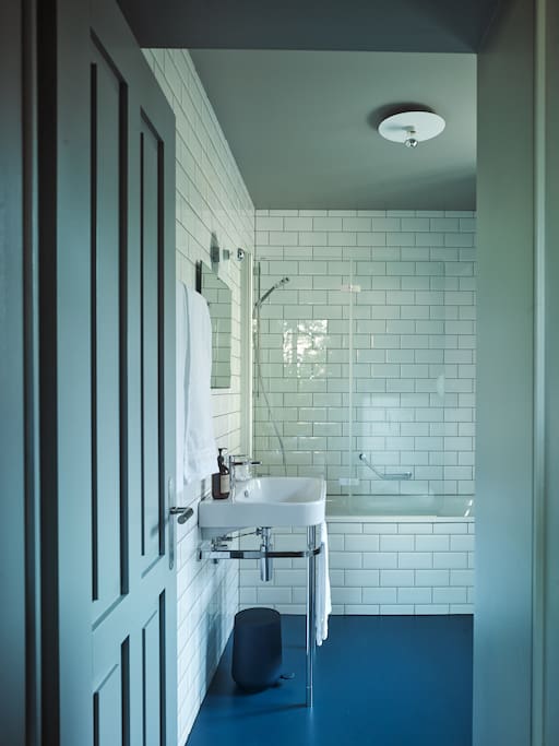 en-suite bathroom