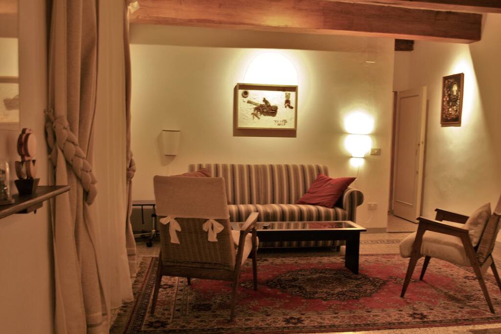 Sitting room with sofa bed